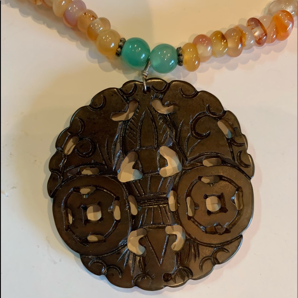 Beaded necklace
